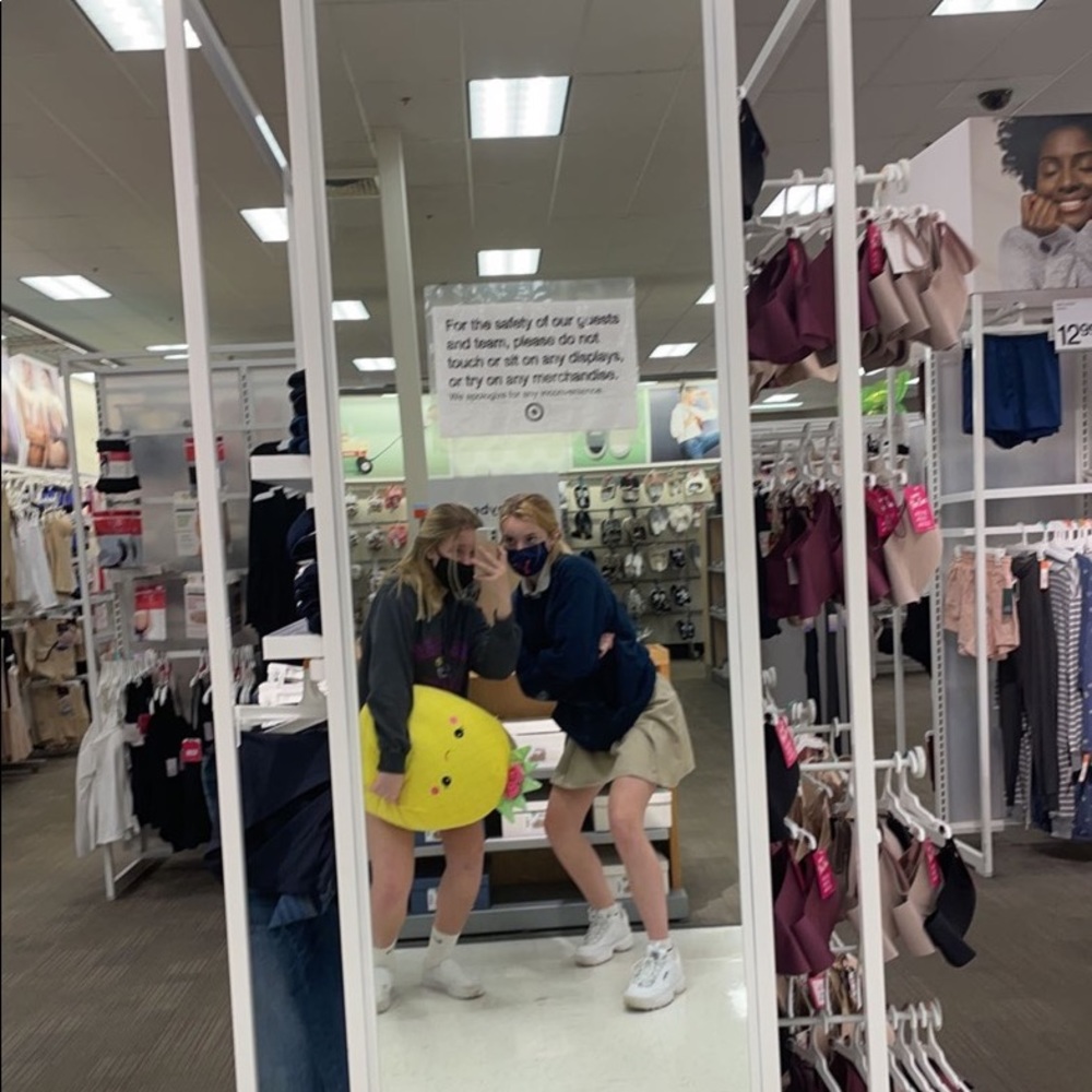 Meet your Posher, Rae